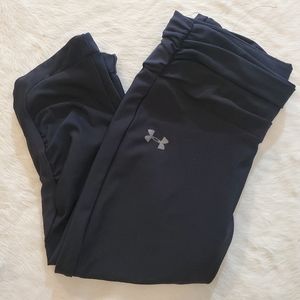 Under Armour Black Capri Leggings*